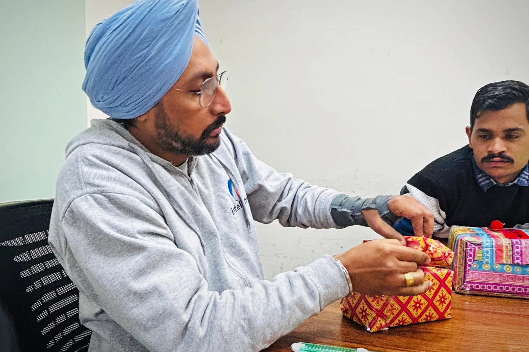 28 Secret_Santa-2025