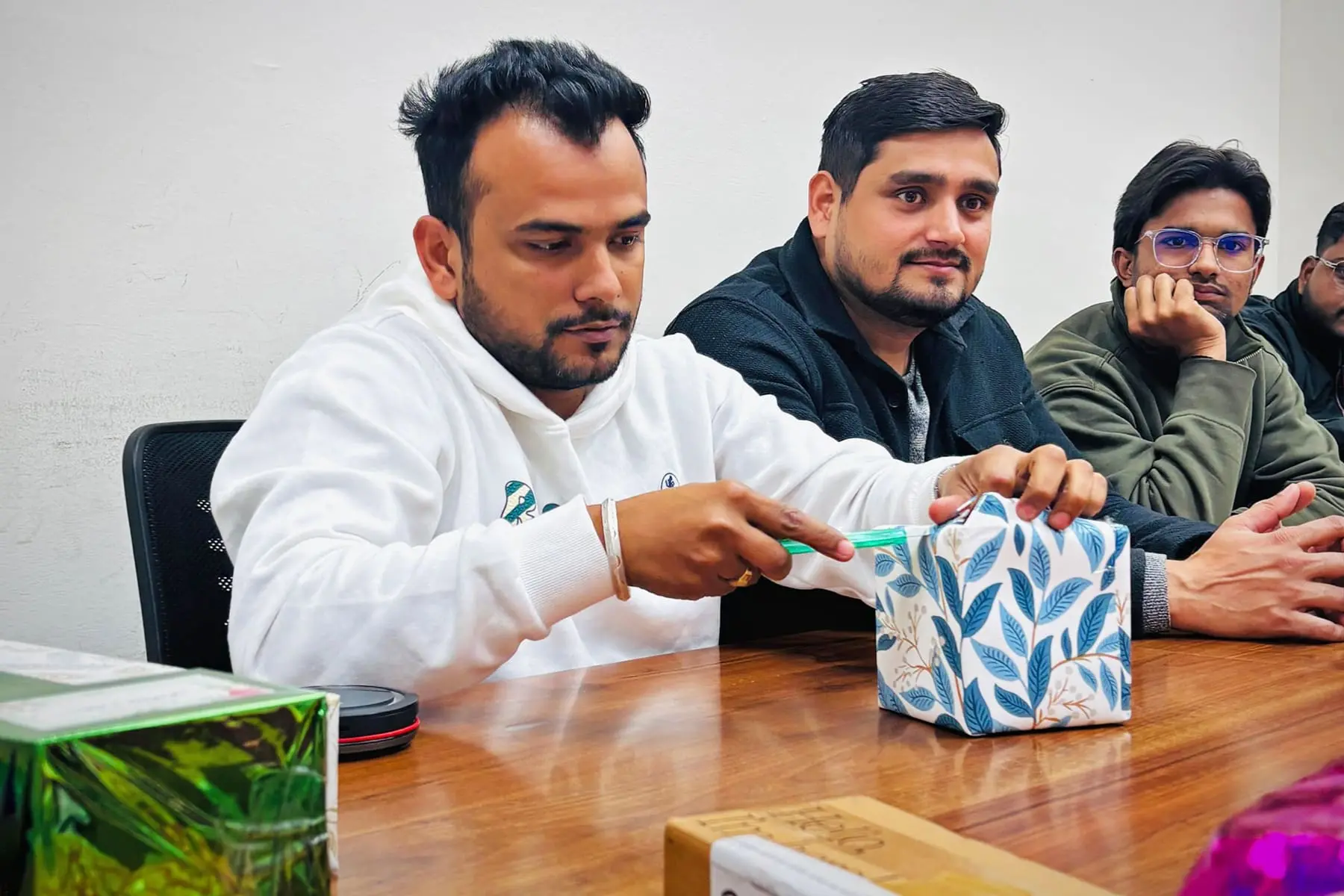 30 Secret_Santa-2025