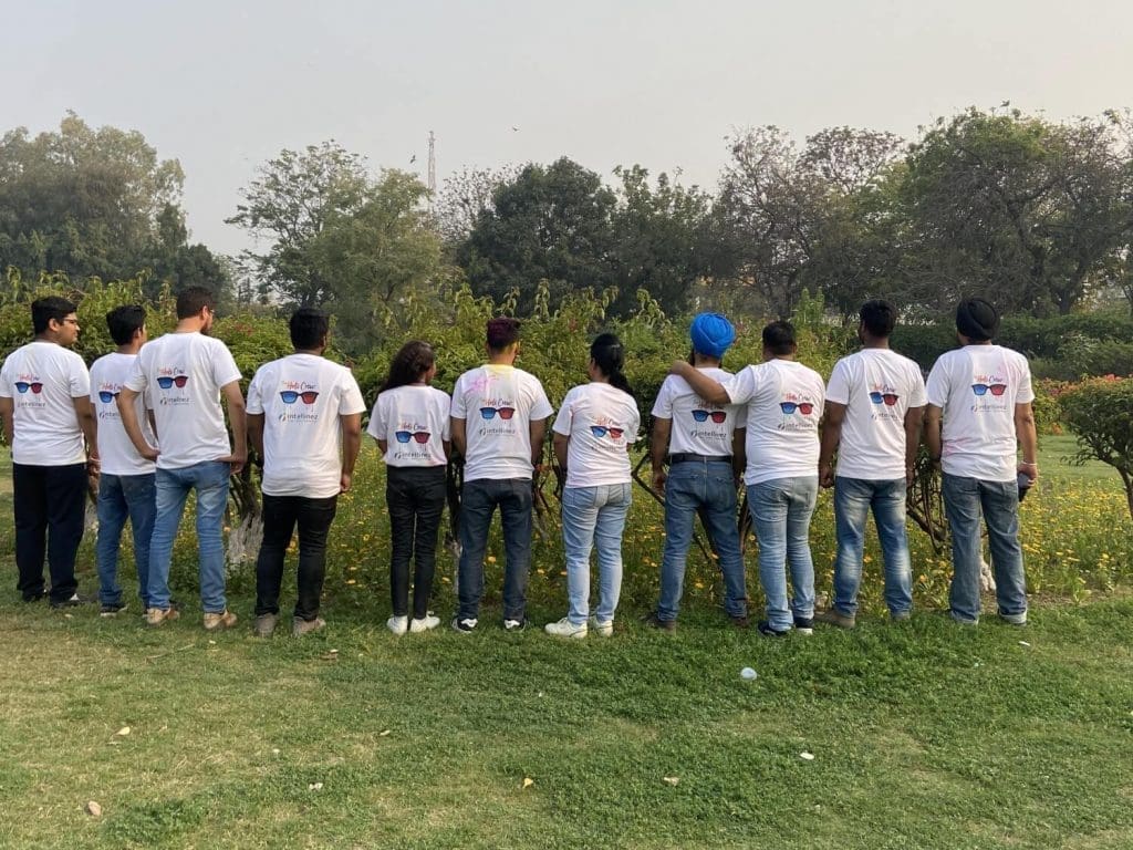 holi (2)